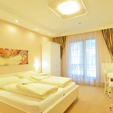 Wellness Hotel Zlatá Lípa-2