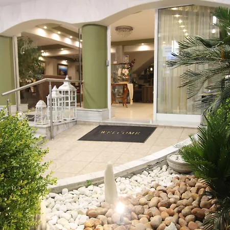 Hotel Mallas-2