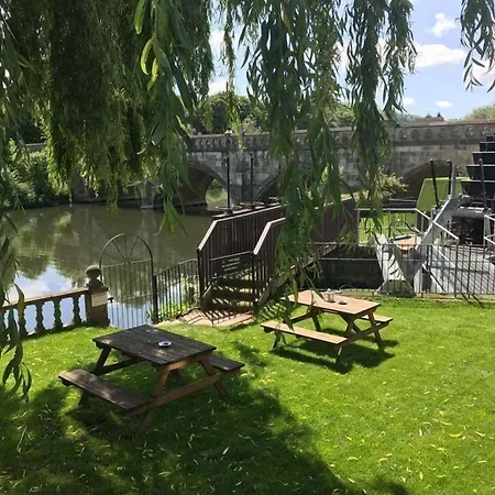 Old Mill Hotel & Lodge-2