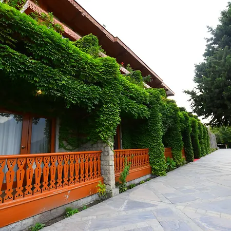 Gilgit Serena Hotel-2