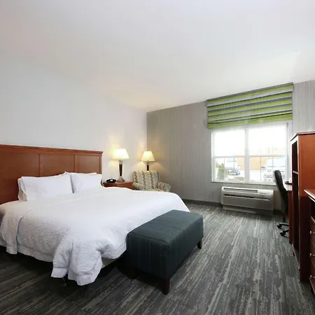 Hampton Inn Ellsworth-2