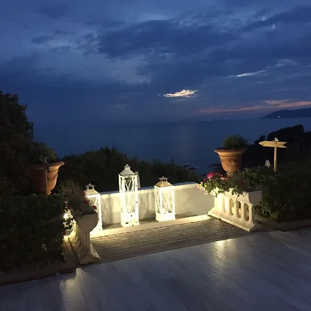Villa Parisi Grand Hotel-2