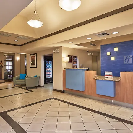 Holiday Inn Express&Suites El Paso Airport by IHG-3