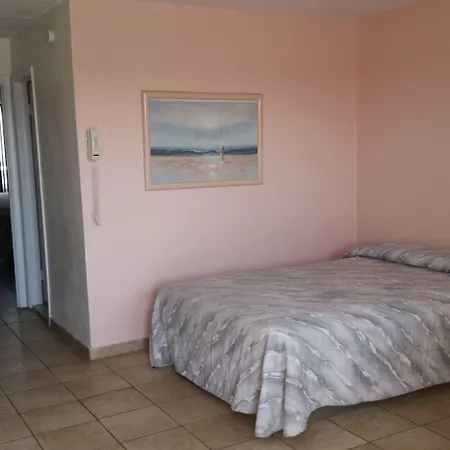 Isle Of Palms Motel-2