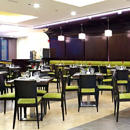 Citymax Hotel Al Barsha At The Mall-3