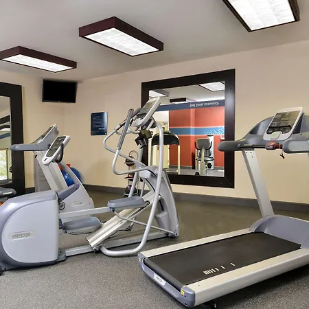Hampton Inn Muscatine-3