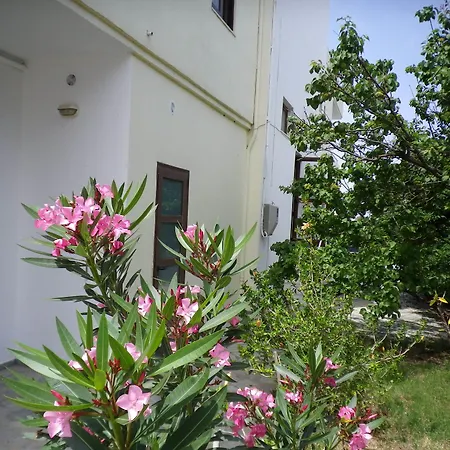 Mastorakis Hotel And Studios-3