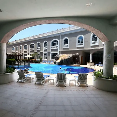 Sharjah Premiere Hotel & Resort-2