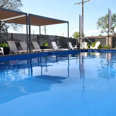 Orana Motel-2