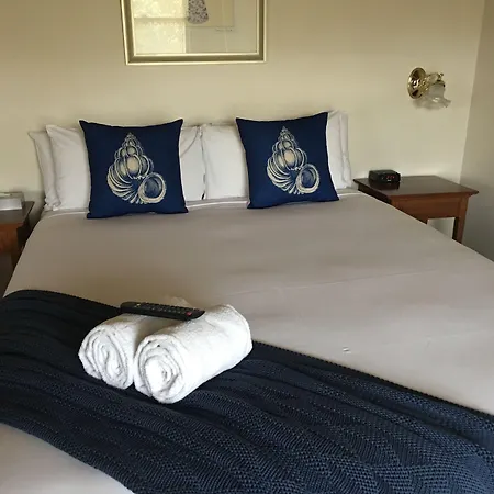 Point Lonsdale Guest House-3