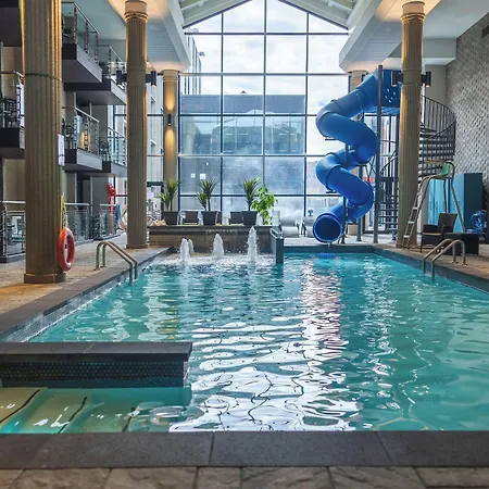 Hotel Universel, Centre De Congres Riviere-Du-Loup-2
