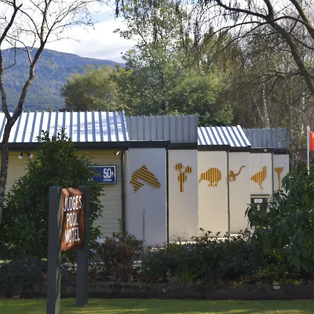 Judges Pool Motel Turangi-2