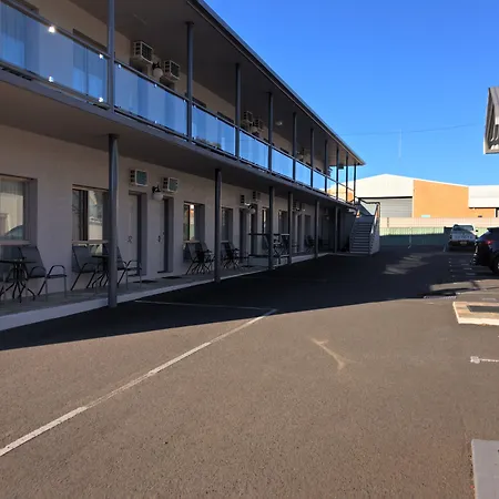 New England Motor Inn-3
