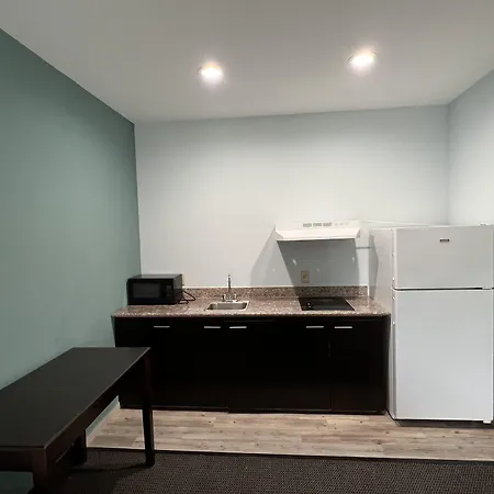 Americas Best Value Inn Sulphur-3