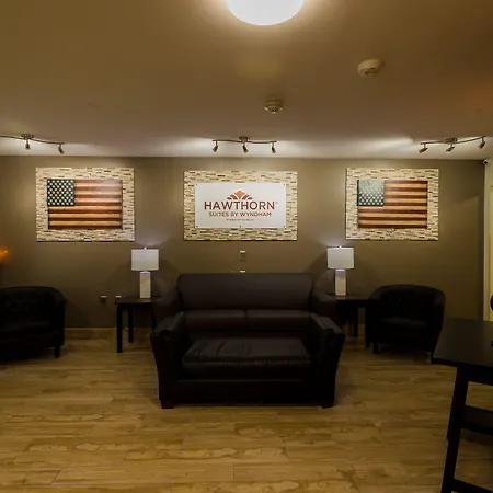 Hawthorn Extended Stay By Wyndham Saint Robert-3