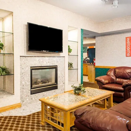 Comfort Inn Goshen-3