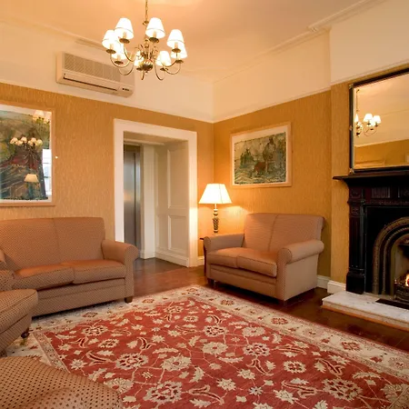 Baileys Hotel Cashel-2