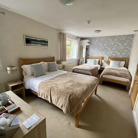 Coire Glas Guest House-3