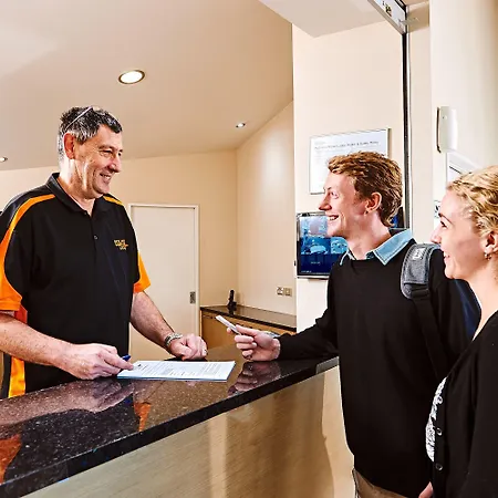 Auckland Airport Lodge-3