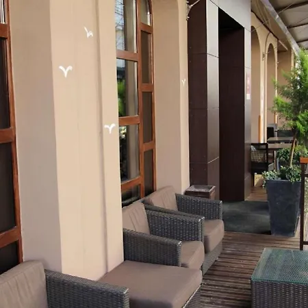 Kyriad Restaurant Centre Vichy-3