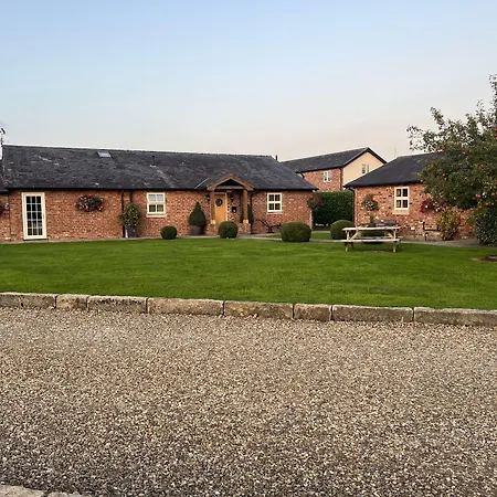 New Farm Cheshire B&B-2