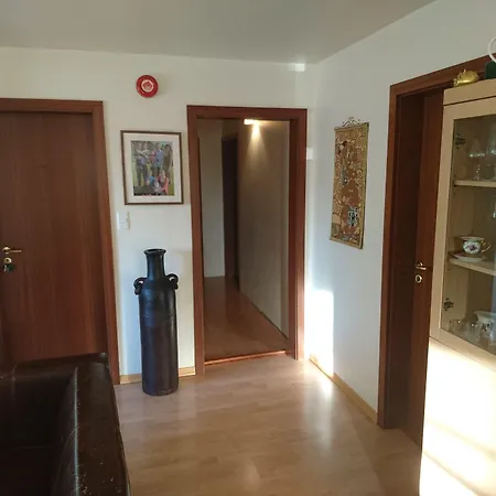 Alba Guesthouse-3