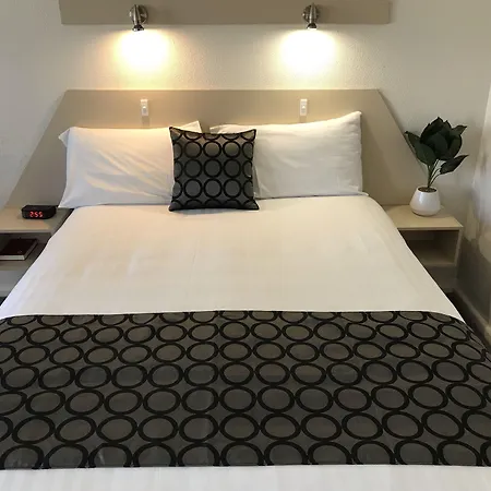 Cobb Inlander Motel-3