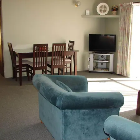 193 Aorangi Manor Motel-3