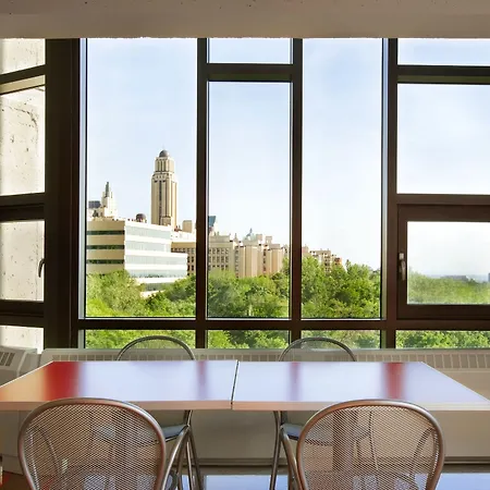 ZUM MTL Auberge d'été - Université de Montréal-3