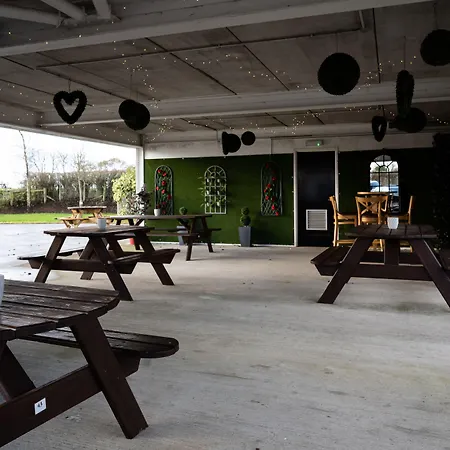 Ballyrobin Hotel-2
