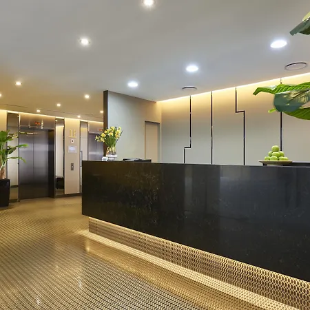 Hotel 81 Gold-2