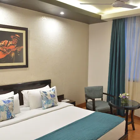 Fabhotel Rockland-3
