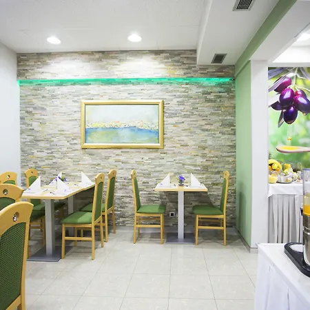 Hotel More-2