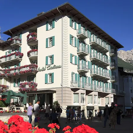 Hotel Cortina-3