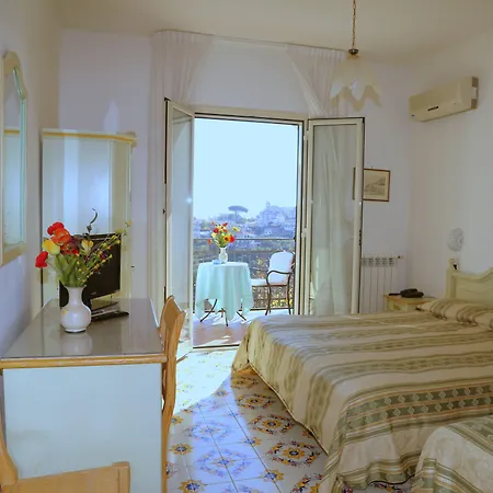 Hotel Villa Giuseppina-3
