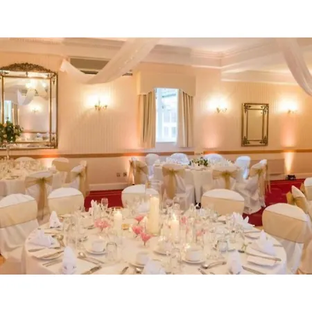 Glen-Yr-Afon House Hotel-2