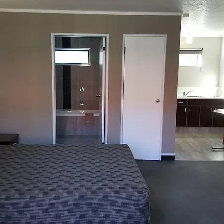 Rose City Motel-2
