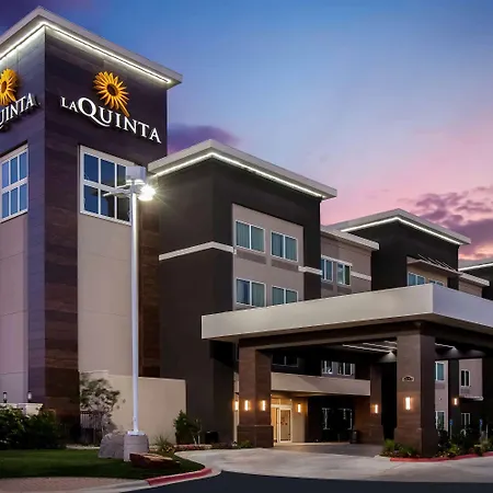 La Quinta By Wyndham Odessa North-2