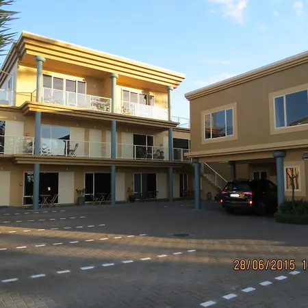 Motel De La Mer-3