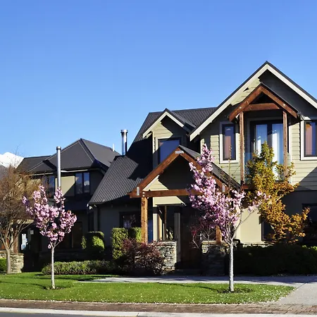 Wanaka Luxury Apartments-3