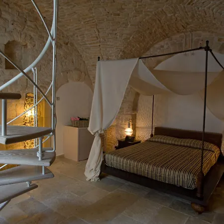 Le Alcove - Luxury Hotel Nei Trulli-3