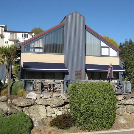 The Moorings Motel And Apartments-2