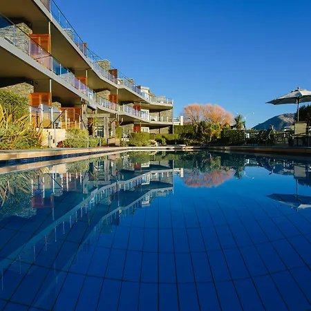Lakeside Apartments-3