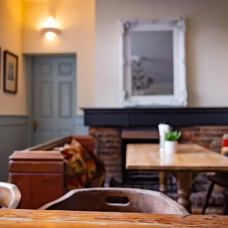 The Cricketers Inn-3