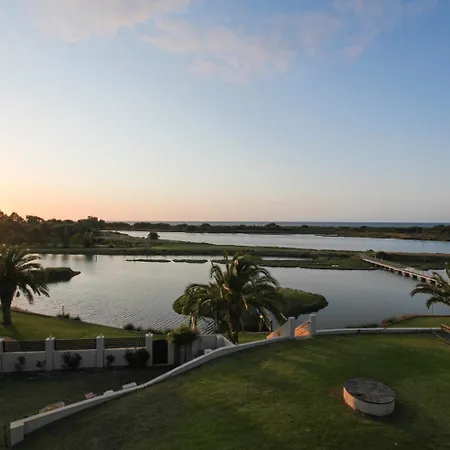 Martin Fields Beach Retreat-3