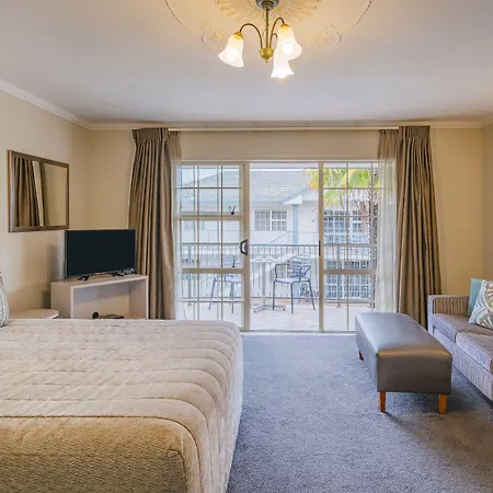 Silver Fern Rotorua Suites & Spa-3
