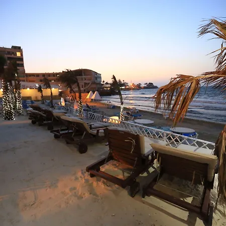 Paradise Inn Beach Resort-3