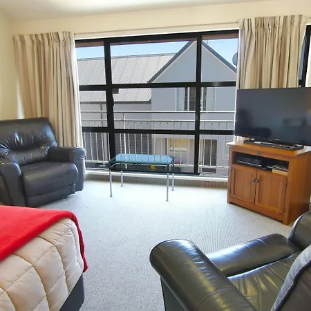 Country Glen Lodge-2