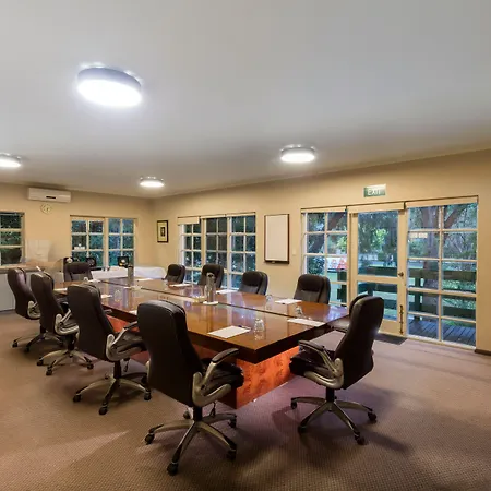 Eltham Gateway Hotel & Conference Centre-3