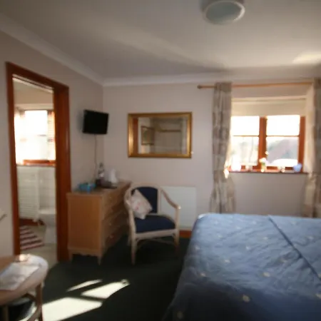 Great Danes Licenced Guesthouse-2